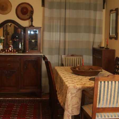 Classic Apartment In 卡拉马塔 外观 照片